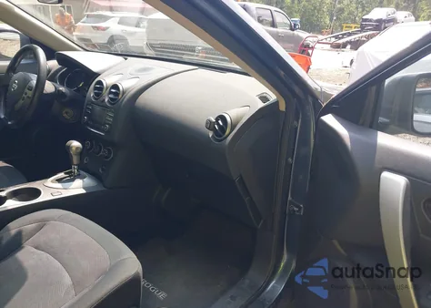 2013 Nissan Rogue S z USA, uszkodzony, nr VIN JN8AS5MV0DW660371